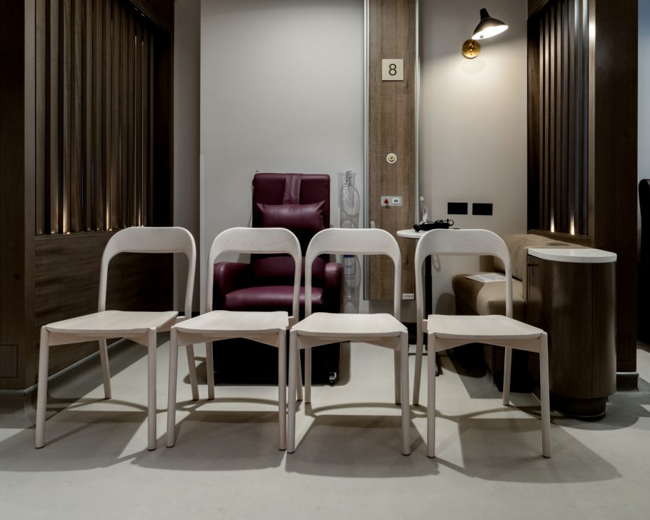 The Earl chairs are the perfect furnishing for the the new clinic located in the centre of London